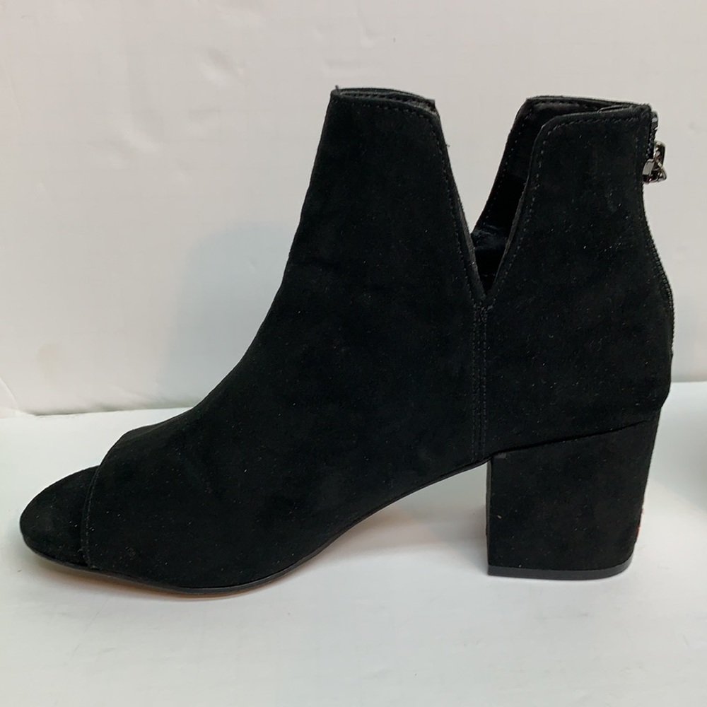 Kenneth Cole Reaction Ride Floral Embroidered Boot - Picture 6 of 8